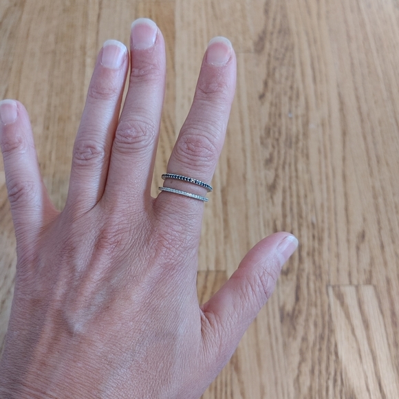 Sz 7 Silpada Silver Stacking Rings - Picture 2 of 3